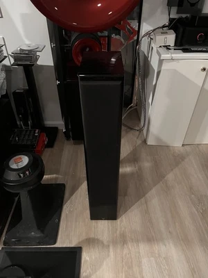 Audio: Vienna Acoustics Mozart Speakers Pair - Image 1 of 4