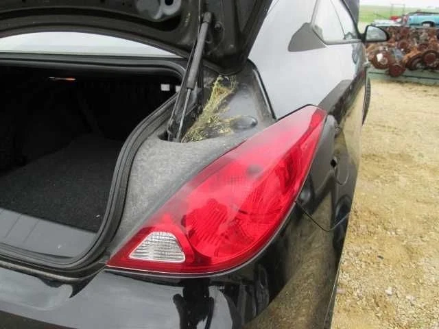 06 07 08 09 PONTIAC G6 COUPE 2DR RIGHT TAILLIGHT 221972 - Image 1 of 1