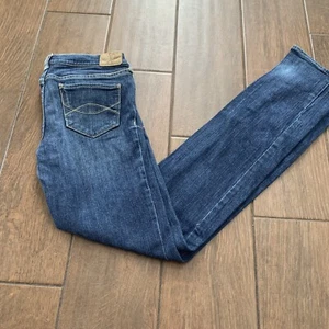 Abercrombie Maddy Stretch Low Rise Skinny Jeans size 16 Slim - Picture 1 of 9