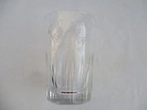1 Grand verre gobelet en cristal taillé gravé St Louis ? Baccara ? - Picture 1 of 5