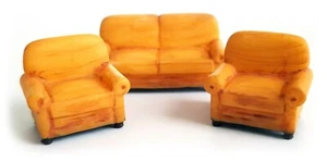 FN01 - Sofa and 2 Arm Chairs 3d printed OO scale model railway unpainted - Picture 1 of 10