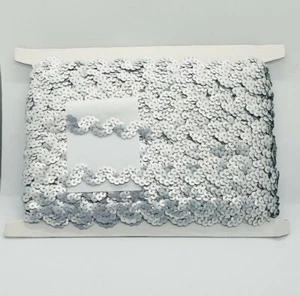1m matte silver sequin Ric rac wave braid trimming ribbon 20mm non stretch - Picture 1 of 2