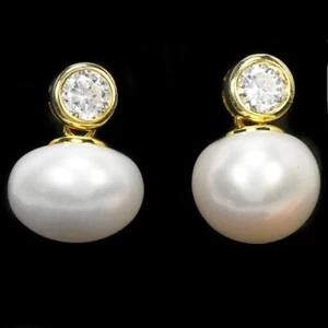 ORECCHINO TONDO CABOCHON E GOCCIA ZIRCONI IN ARGENTO 925 AAA CON PERLE BIANCHE - Foto 1 di 6