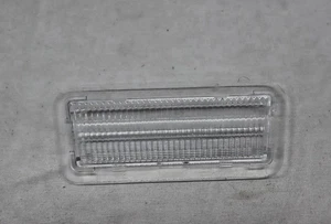 Cubierta de lente de luz de refrigerador genuina Frigidaire FGHB2866PF9A 242202701 - Imagen 1 de 4