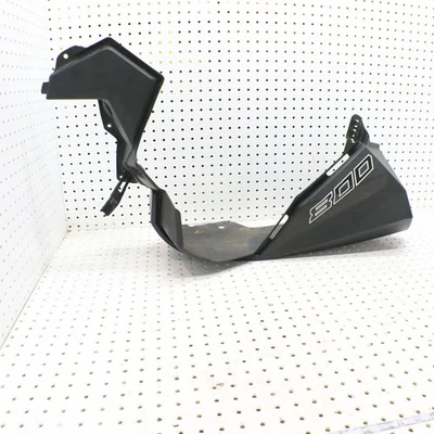 Guardabarros izquierdo Polaris Rush 800 Bellypan 2016 2635481 Foto 1 de 4