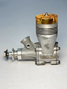 K&B 40 Gold Head Glow Plug Model Airplane Engine - Picture 1 of 4