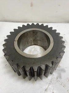 Genuine John Deere R560119: Planet Pinion Spur Gear - OEM NOB NEW! - Picture 1 of 5
