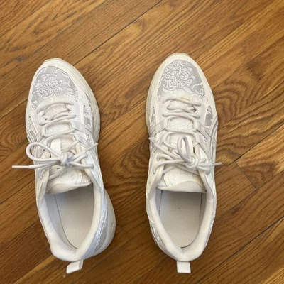 Zapatilla Mujer 11.5 Ancha Floral ASICS Foto 1 de 4