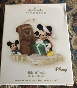 2007 Hallmark Ornament Disney Mickey Mouse Hide 'N' Peek With Movement - Picture 1 of 6