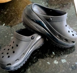 Crocs Classic Damengröße 6 Slipper klobige Plateau Sandalen Clogs Plateau - Bild 1 von 11