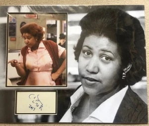 ARETHA FRANKLIN SIGNED BLUES BROTHERS PHOTO MOUNT - Foto 1 di 1