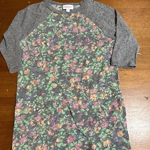 Lularoe Sloan Size 8 Unisex Shirt - Picture 1 of 2