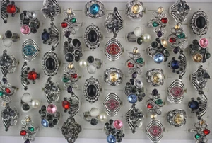 35pcs Wholesale Lots Womens Gifts Glass Fashion Rhinestone Silver Plated Rings - Foto 1 di 8