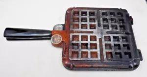 Vintage Bundt Nordic Ware Belgium Waffle Maker 15000 Stovetop - Camping - Grill - Picture 1 of 8