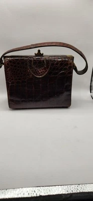 Cartera vintage de cocodrilo con cierre de metal marrón Foto 1 de 4