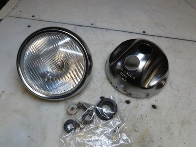 Faro y canastilla Suzuki GS550E 1980 Foto 1 de 4