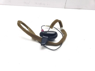 MERCEDES-BENZ C CLASS W204 2014 AERIAL ROOF ANTENNA SHARK FIN - image 1 of 4