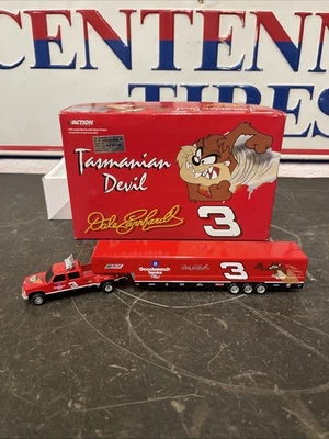 Dale Earnhardt #3 TAZ / NO BULL 2000 NASCAR DOBLE CON JUEGO DE REMOLQUE, RARO, 1:64 Foto 1 de 4