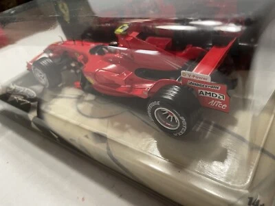 Hot Wheels Ferrari F2007 Grand Prix F1 Kimi Raikkonen ESCALA RARA 1/24 - Imagem 1 de 4