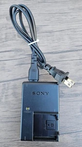 Genuine Original SONY BC-CSGB Camera Battery Charger T48 - Picture 1 of 2