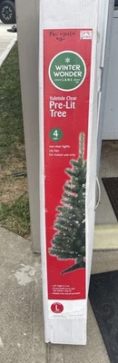 4 FOOT PRE-LIT CHRISTMAS TREE - Image 1 of 4