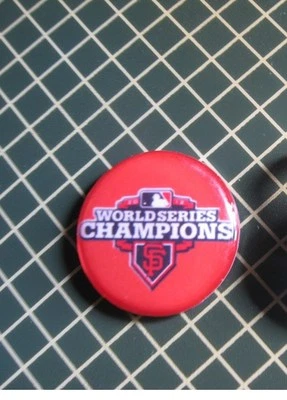 GOLF / San Francisco Giants World Series Champs Golf Ball Marker New!!