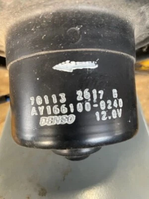 1984 1991 Isuzu Trooper Heater blower motor & fan - Image 1 of 4