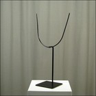 91136) Universeller Gabel-Ständer aus Metall 35 cm hoch / 3mm Draht.