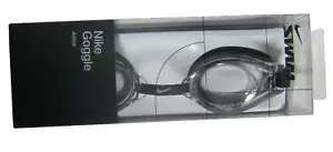 Nike Occhiali da Nuoto Blocco UV Nero Taglia Unica Unisex Naso Regolabile Attivo - Foto 1 di 4
