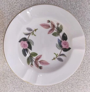 Vintage Wedgwood Ashtray Cigarettes /Trinket Tray Hathaway Rose 4-1/2" England - Picture 1 of 2