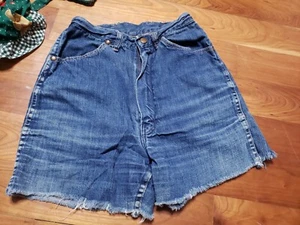 Vintage Wrangler 60s Blue Bell Sanforized Cut Off Jean Shorts Size 12 Misses - Picture 1 of 10