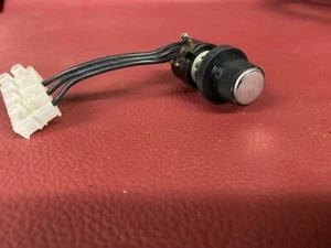Conjunto de perillas de equilibrio de radio Aston Martin DB2/DB4/DB5/DB6 - Imagen 1 de 5