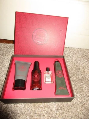 Conjunto de viagem creme pós-barba colônia sândalo indiano Crabtree & Evelyn - Imagem 1 de 3