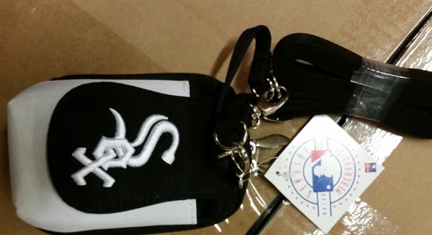 Chicago White Sox MLB Purse Plus Touch Phone  ID Wallet Charm 14 Gift Bag Cover