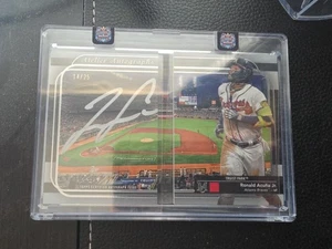 Colección Museo Topps 2024 Ronald Acuña Jr./25 Autografiado - Imagen 1 de 4