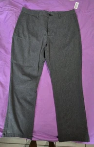 Old Navy Pants Mens 36x30 Light Gray Ultimate Straight Built In Flex NWT - Picture 1 of 3