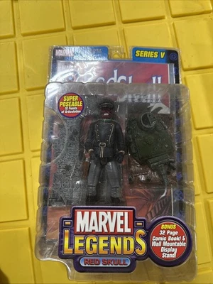 Figura de acción Marvel Legends Red Skull serie 5 Toybiz 2003 H12 Foto 1 de 2