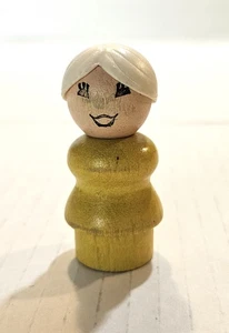 Vintage 1975 Fisher Price Little People MOM wood body and wood head #915 Farm - Picture 1 of 5