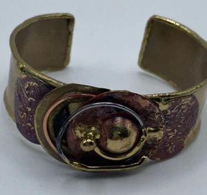 Vintage Artisan Gold Tone Metal Floral Flower Petal Multicolored Cuff Bracelet - Picture 1 of 4