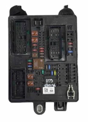2013 2015 CADILLAC ATS ДВИГАТЕЛЬ ПРЕДОХРАНИТЕЛЬ РЕЛЕ КОРОБКА В СБОРЕ OEM 22959735 - Изображение 1 из 4