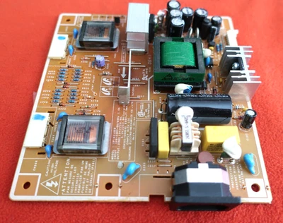 SAMSUNG Monitor- Schaltnetzteil/ Board IP-35135B für Montor 730BA... u. 740N... - Bild 1 von 4