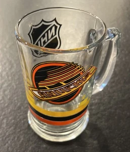 Vintage 1988 Vancouver Canucks NHL Becher Glas Skate Logo Cutler Marken - Bild 1 von 10