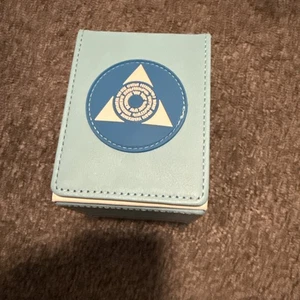 Magic: The Gathering - Azorius Guilds of Ravnica Alcove Flip/Deck Box Used - Picture 1 of 6