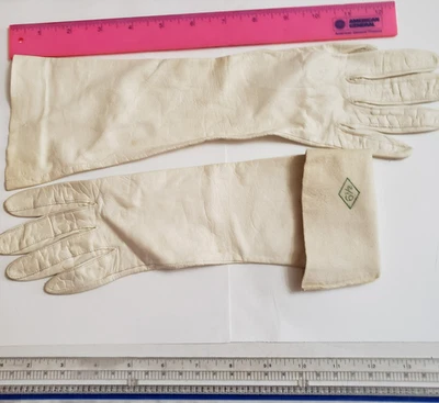 Guantes largos de cuero blanco vintage para dama sin forro 13 pulgadas de largo talla 6 1/2 sin etiqueta Foto 1 de 4