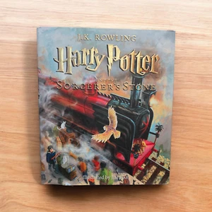 Harry Potter and the Sorcerer's Stone by J. K. Rowling in Hardcover (2015) - Foto 1 di 4
