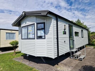 NEW WILLERBY BROOKWOOD - Image 1 of 2