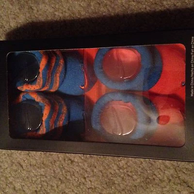 Nuevo 2 pares de botines Nike azules y naranjas niña o niño bebé Foto 1 de 2