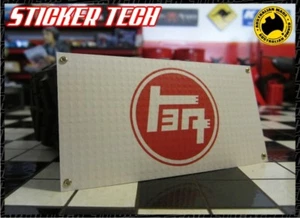 1/10 1/12 SCALE TEQ TOYOTA GARAGE WORK SHOP BANNER SUIT HILUX RC4WD LANDCRUISER - Picture 1 of 2