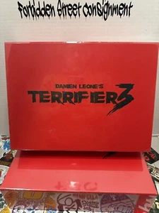 Terrifier 3 Amazon Limited Edition Collector’s Box Set - In Hand - Foto 1 di 3