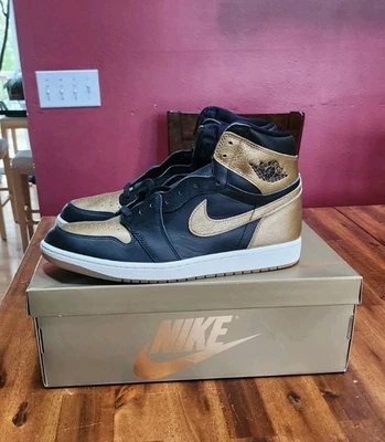 Talla 14 Hombre Air Jordan 1 Retro OG Alto Negro Dorado Foto 1 de 4